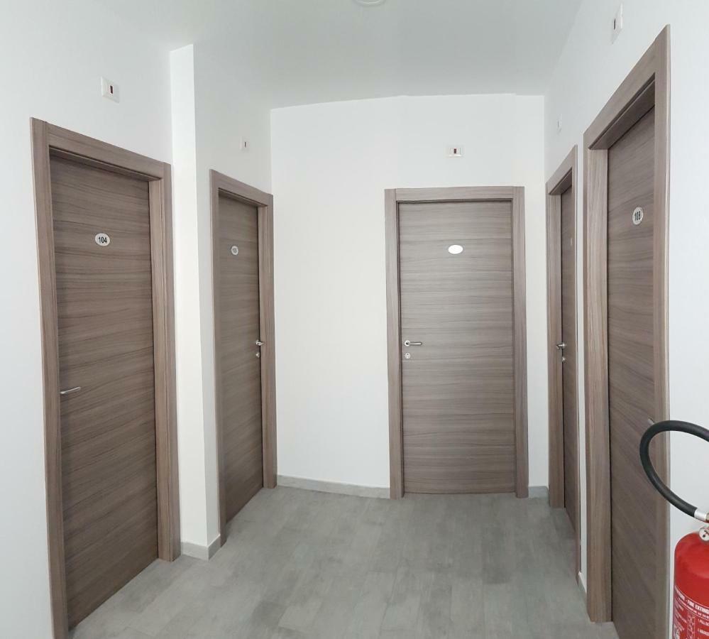 Hotel Oregon Milan Luaran gambar